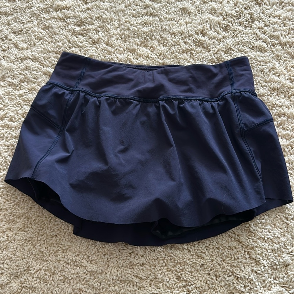 Lululemon discontinued navy mini skirt size 4